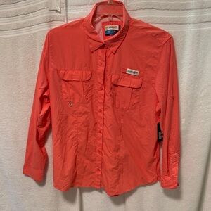 Magellan Outdoors Women’s Fish Gear Moisture Wicking  Coral Shirt XXL F71